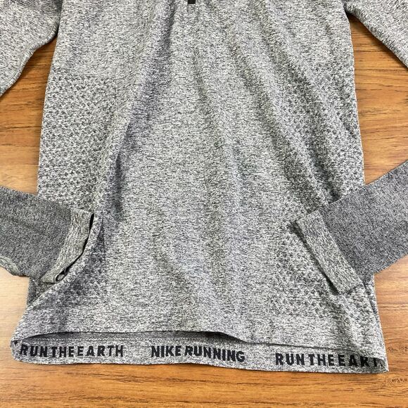 Nike Running Shirt Small Gray Half Zip Mock Neck Thumbholes Pullover Active - Picture 8 of 11
